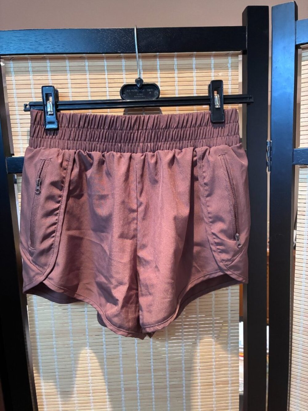 SHEIN Mauve Zip-Pocket Running Shorts Size M